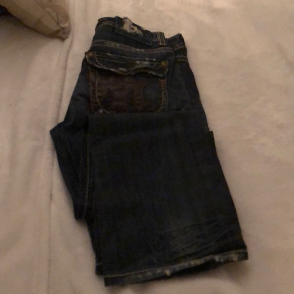 Buckle Jeans (MEK) - Picture 7 of 9